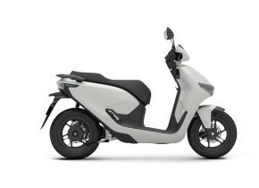 Xe điện CUV e